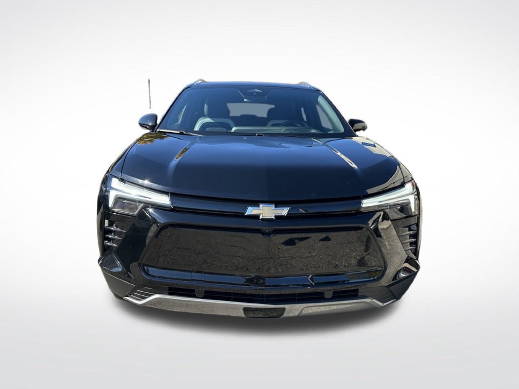 Used 2025 Chevrolet Blazer EV LT AWD/4WD image 9