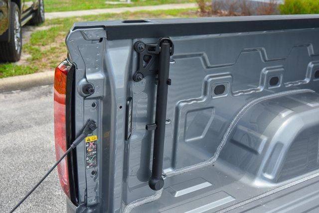 New 2025 GMC Sierra 1500 SLE w/ Preferred Package image 18