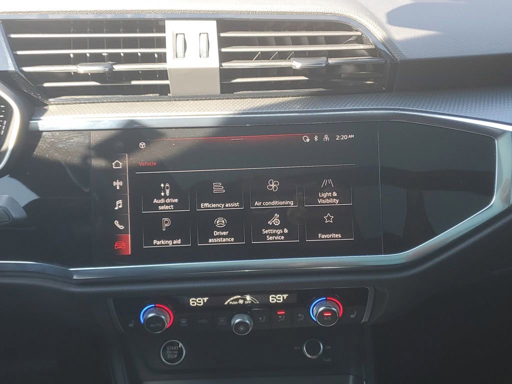 Used 2023 Audi Q3 2.0T Premium Plus w/ Premium Plus Package image 31