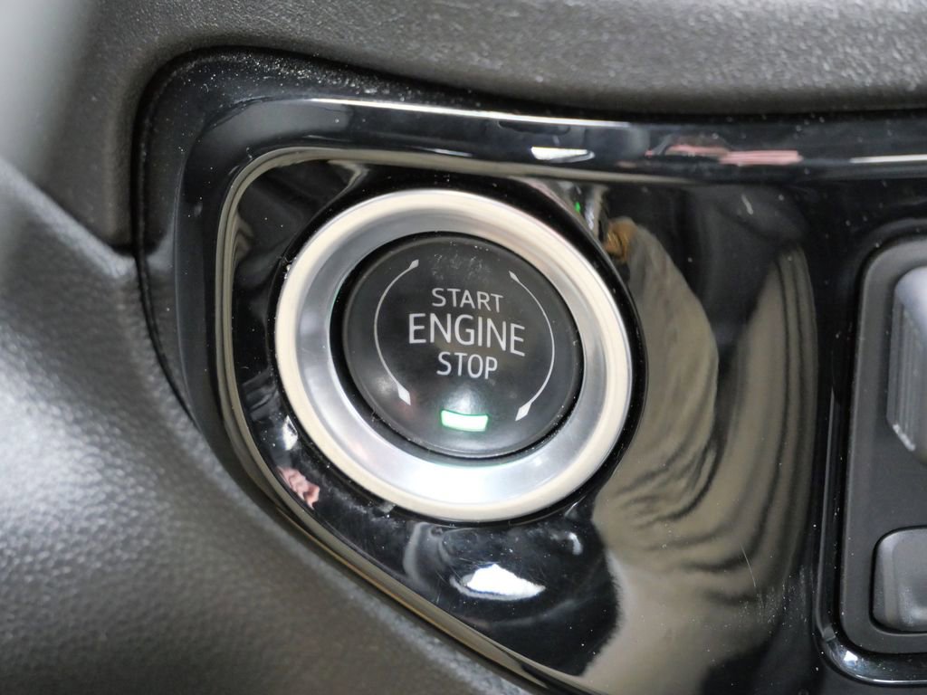 Used 2024 GMC Sierra 1500 Elevation image 44