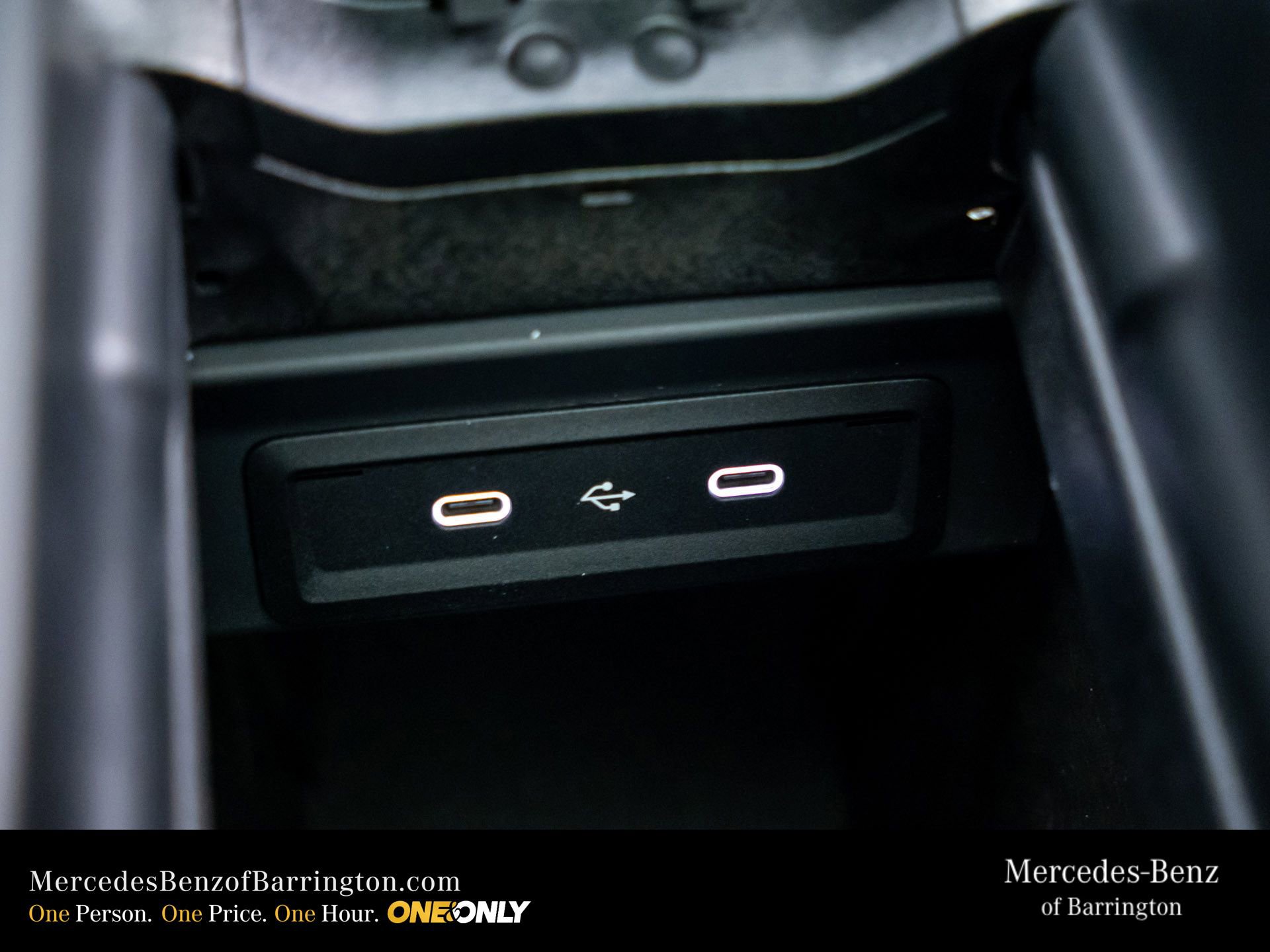 New 2026 Mercedes-Benz GLB 250 4MATIC image 35