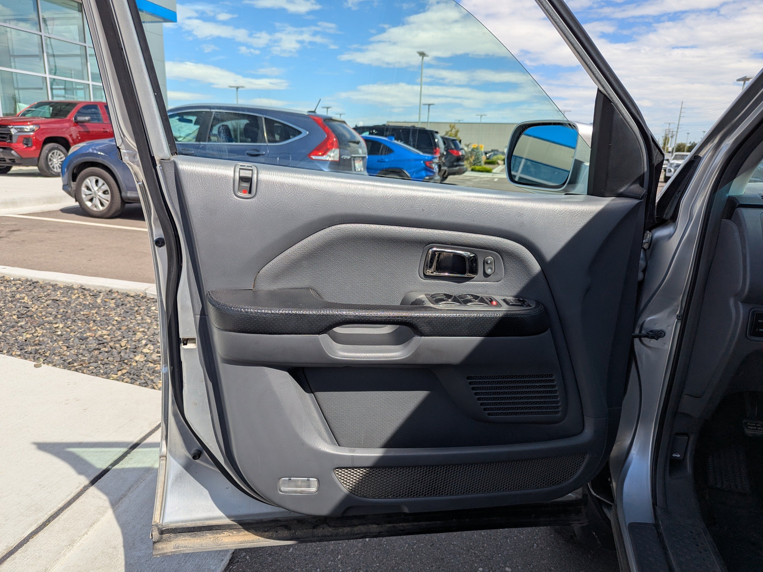Used 2005 Honda Pilot EX-L image 10