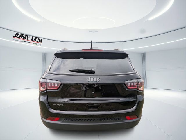 New 2026 Jeep Compass Latitude image 4