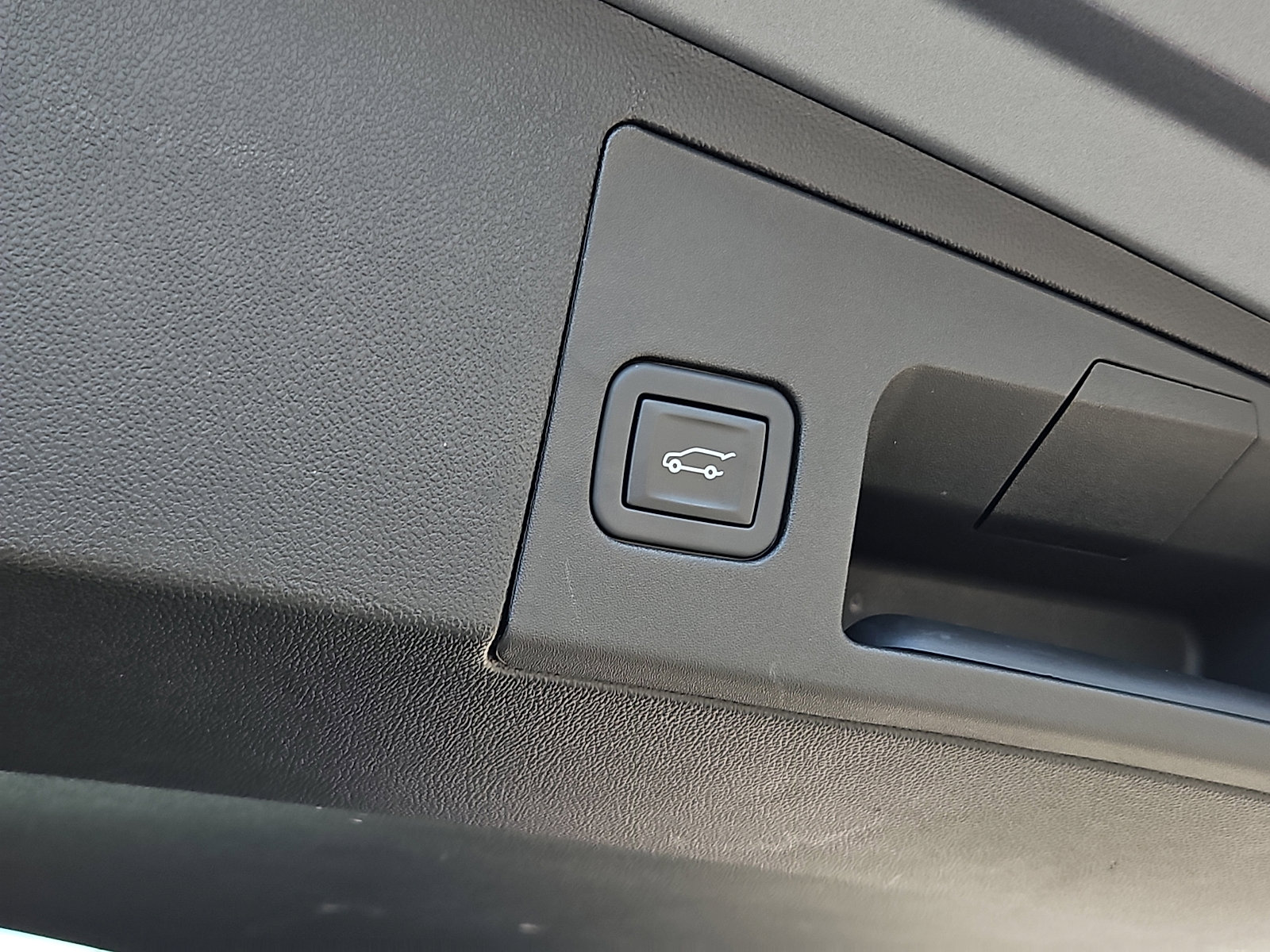 Certified 2023 Cadillac XT5 Luxury image 28