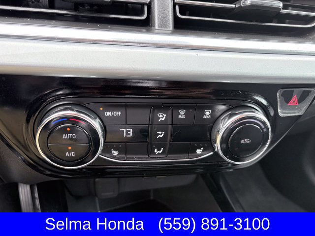 Used 2024 Chevrolet Trax LT w/ LT Convenience Package FWD image 19