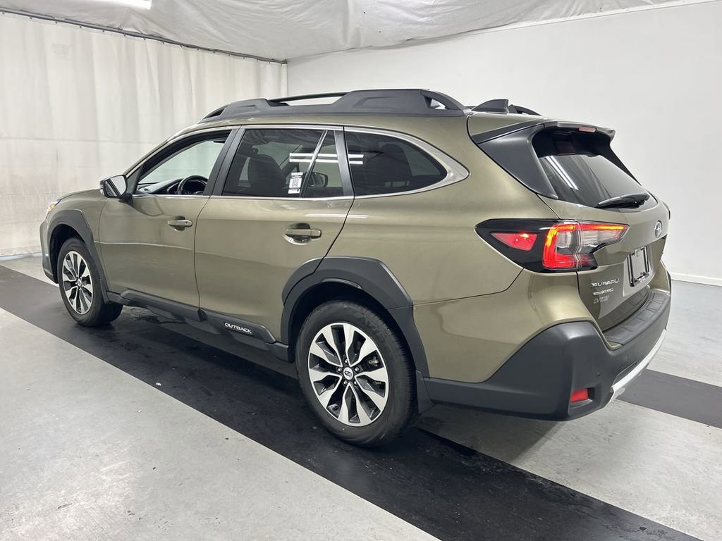 Used 2024 Subaru Outback Limited XT AWD/4WD image 7