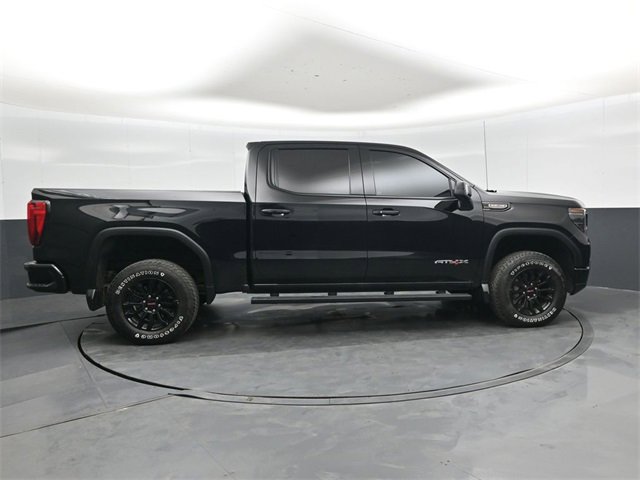 Used 2023 GMC Sierra 1500 AT4X image 2