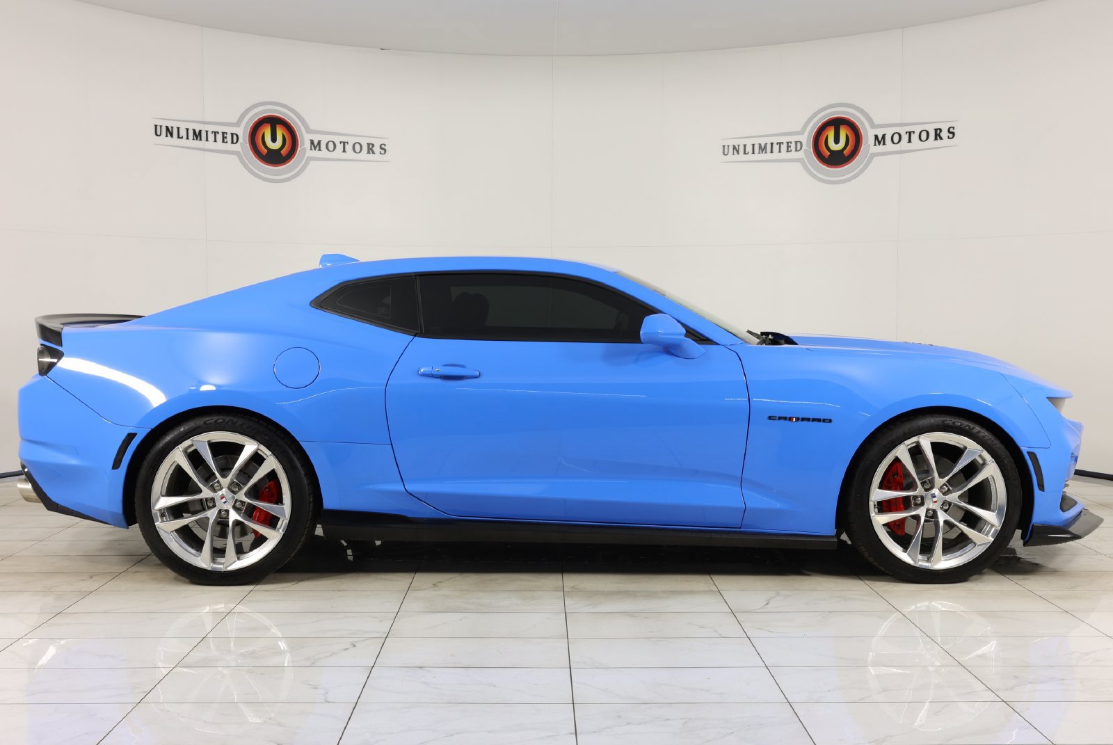 Used 2022 Chevrolet Camaro SS RWD image 2