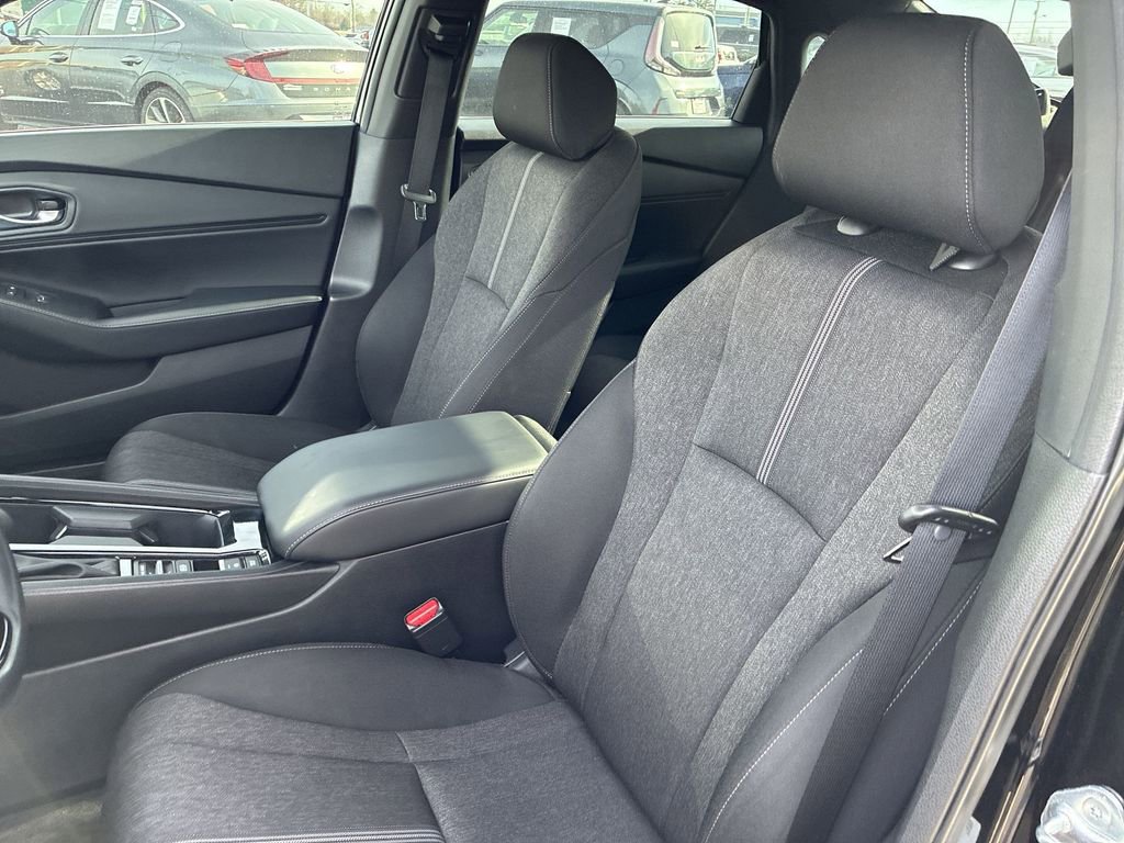 Used 2024 Honda Accord Sport image 11