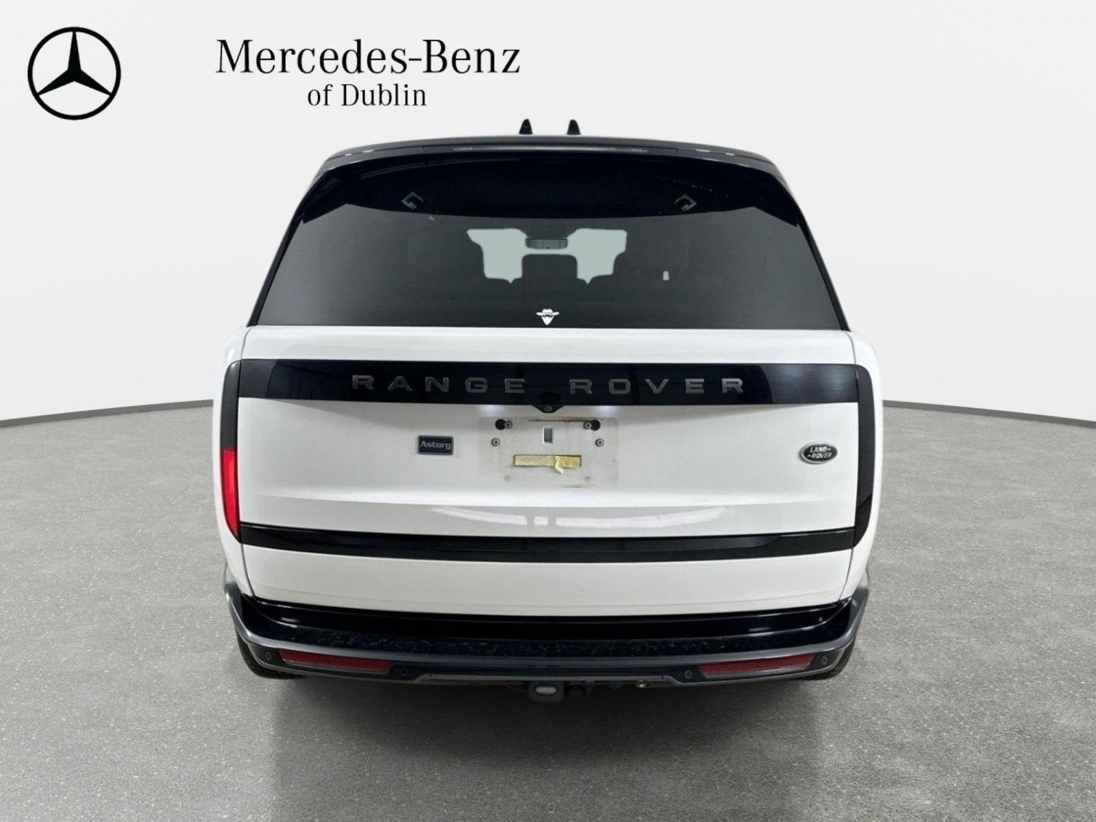 Used 2023 Land Rover Range Rover Long Wheelbase SE AWD/4WD image 10