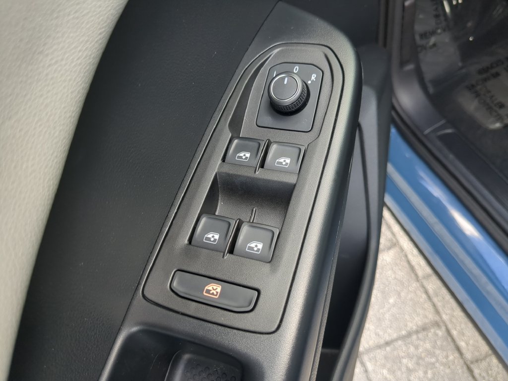 Certified 2026 Volkswagen Taos S FWD image 16