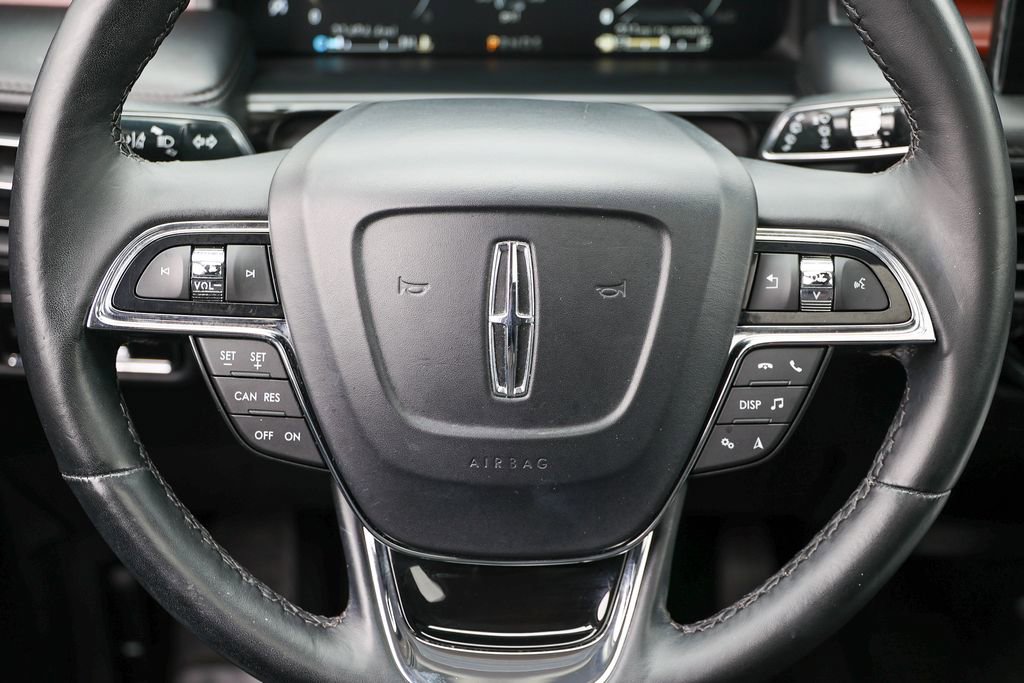Certified 2023 Lincoln Nautilus Reserve AWD/4WD image 10