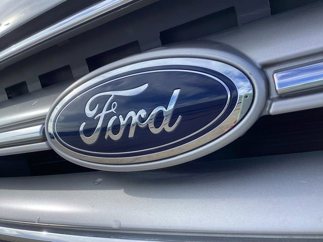 Used 2019 Ford Escape SE FWD image 3