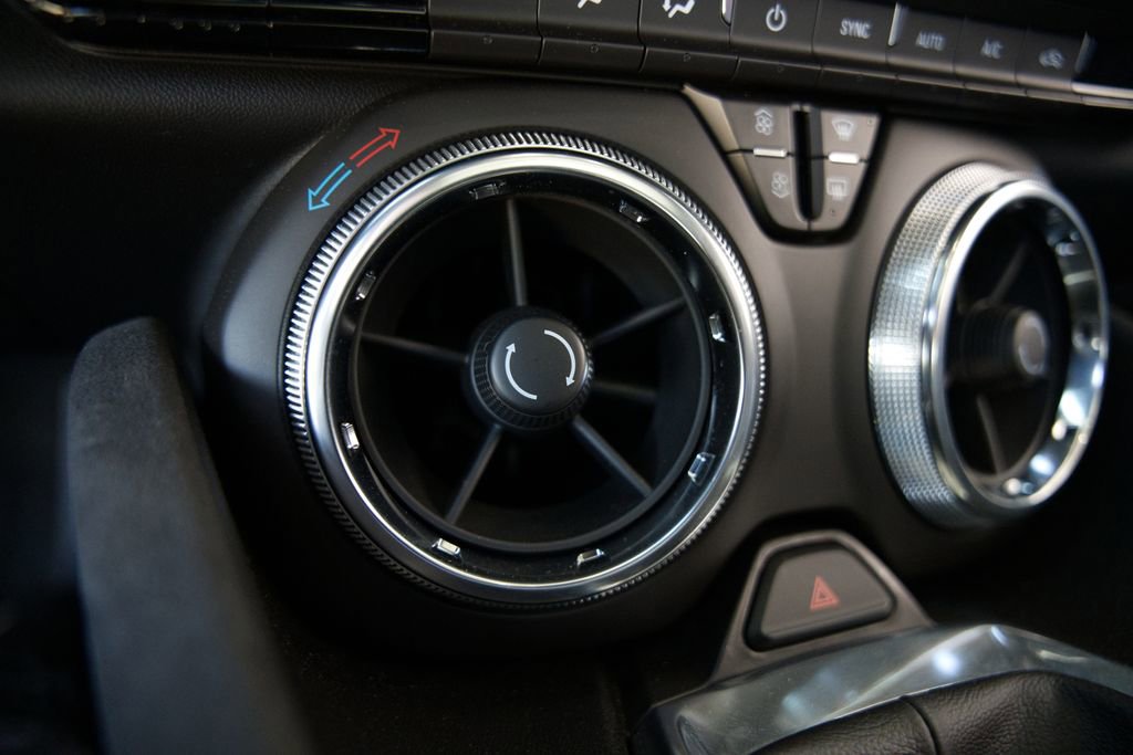 Used 2016 Chevrolet Camaro SS RWD image 44