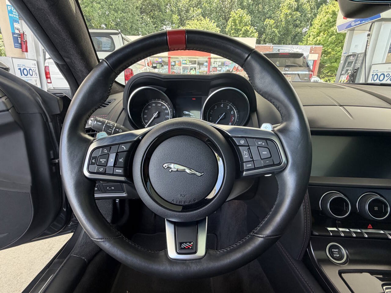 Used 2020 Jaguar F-TYPE Checkered Flag RWD image 9