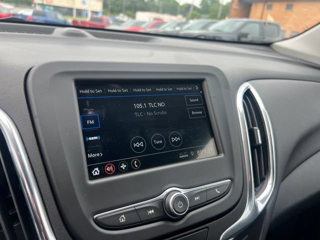 Used 2019 Chevrolet Equinox LT w/ Driver Convenience Package AWD/4WD image 12