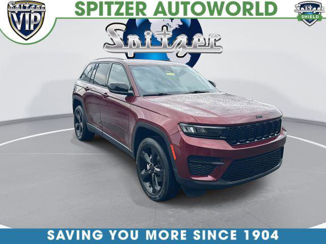 Certified 2024 Jeep Grand Cherokee Altitude image 2