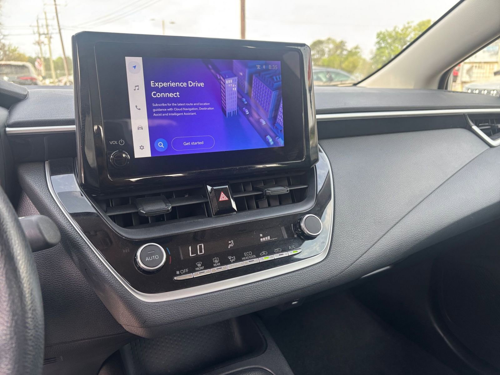 Used 2025 Toyota Corolla LE image 20