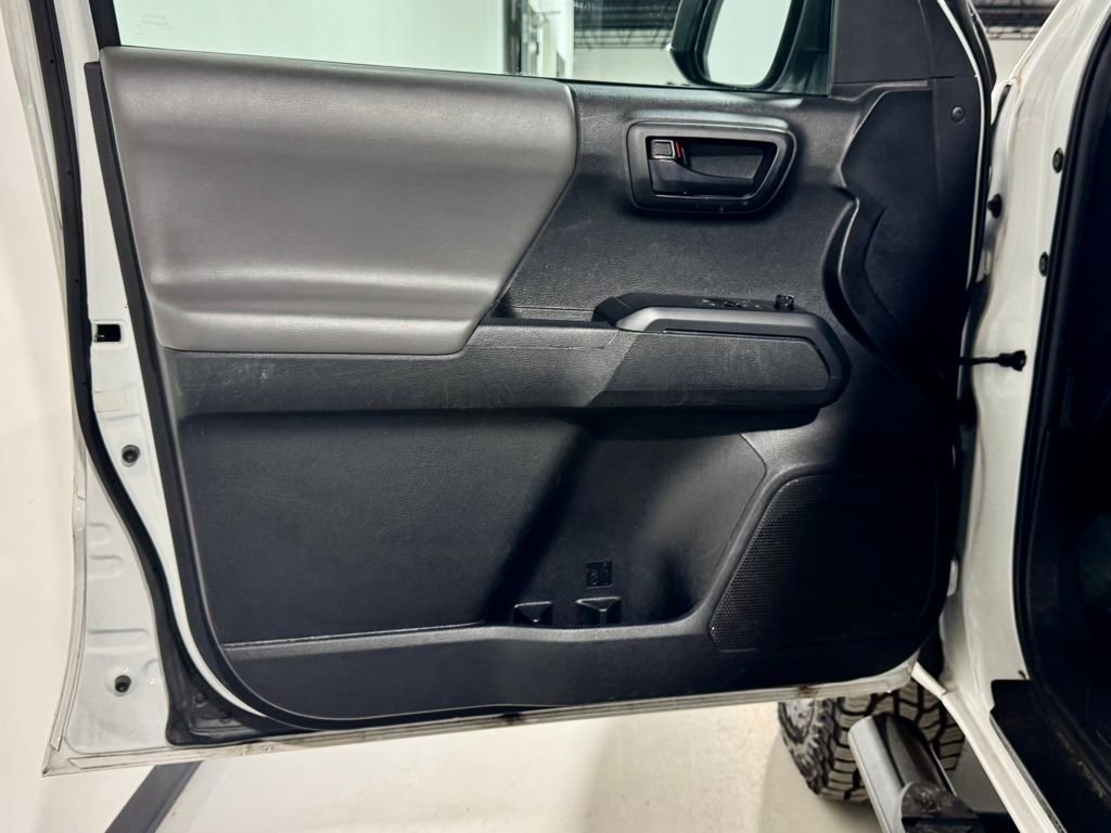 Used 2023 Toyota Tacoma SR image 13