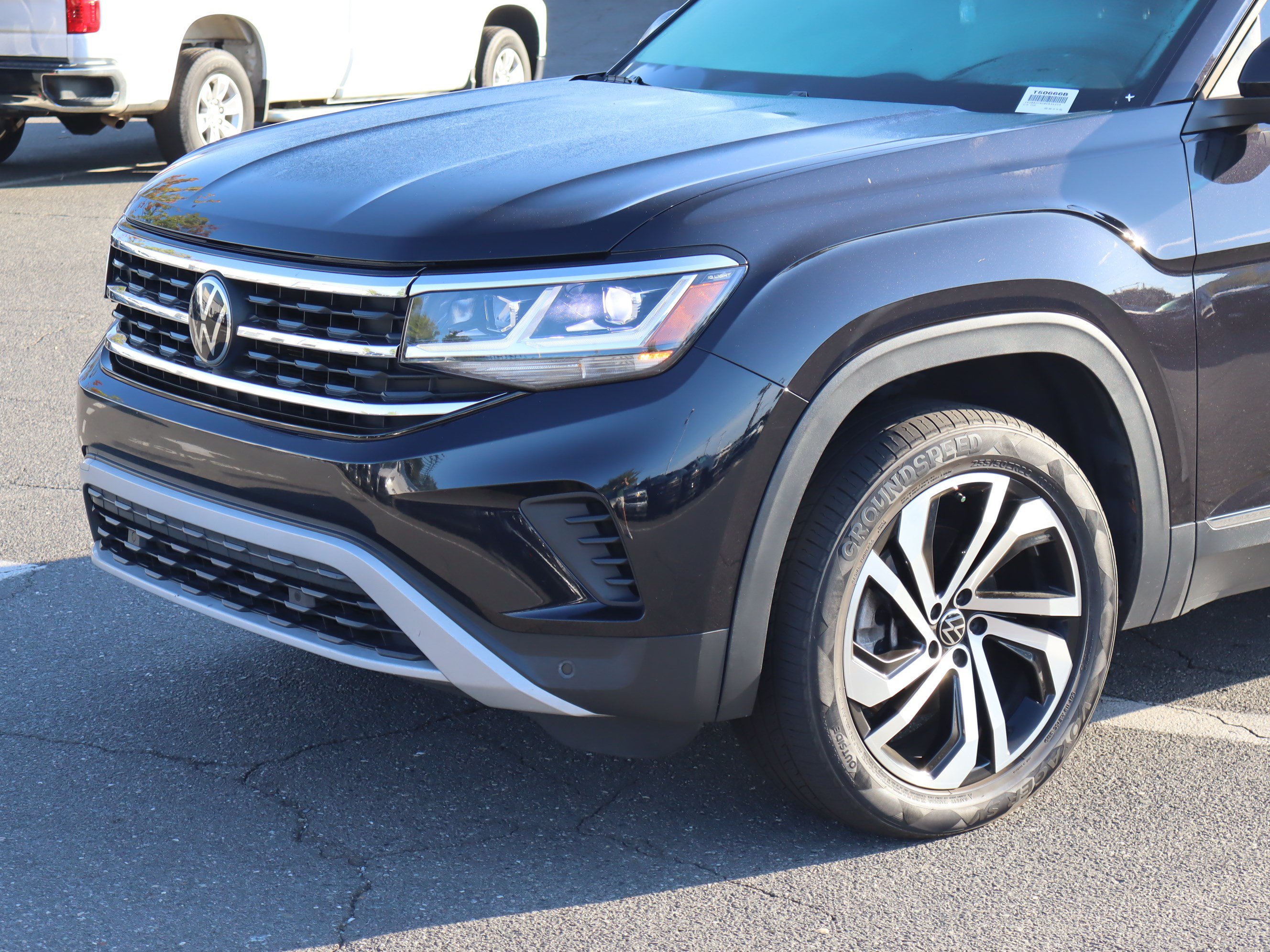 Used 2023 Volkswagen Atlas SEL AWD/4WD image 17