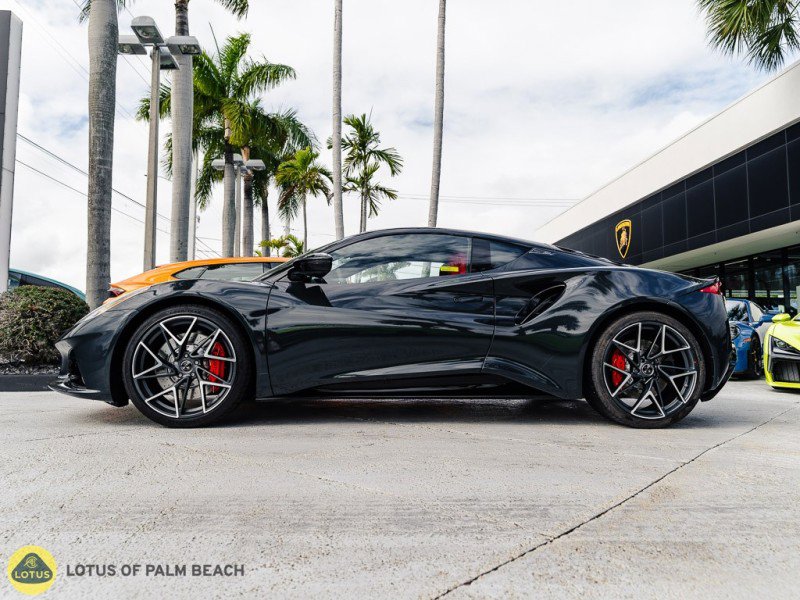 Used 2026 Lotus Emira V6 SE image 2