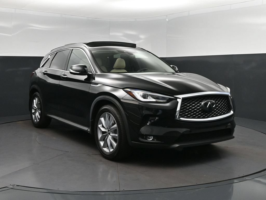 Certified 2022 INFINITI QX50 Essential AWD/4WD image 9