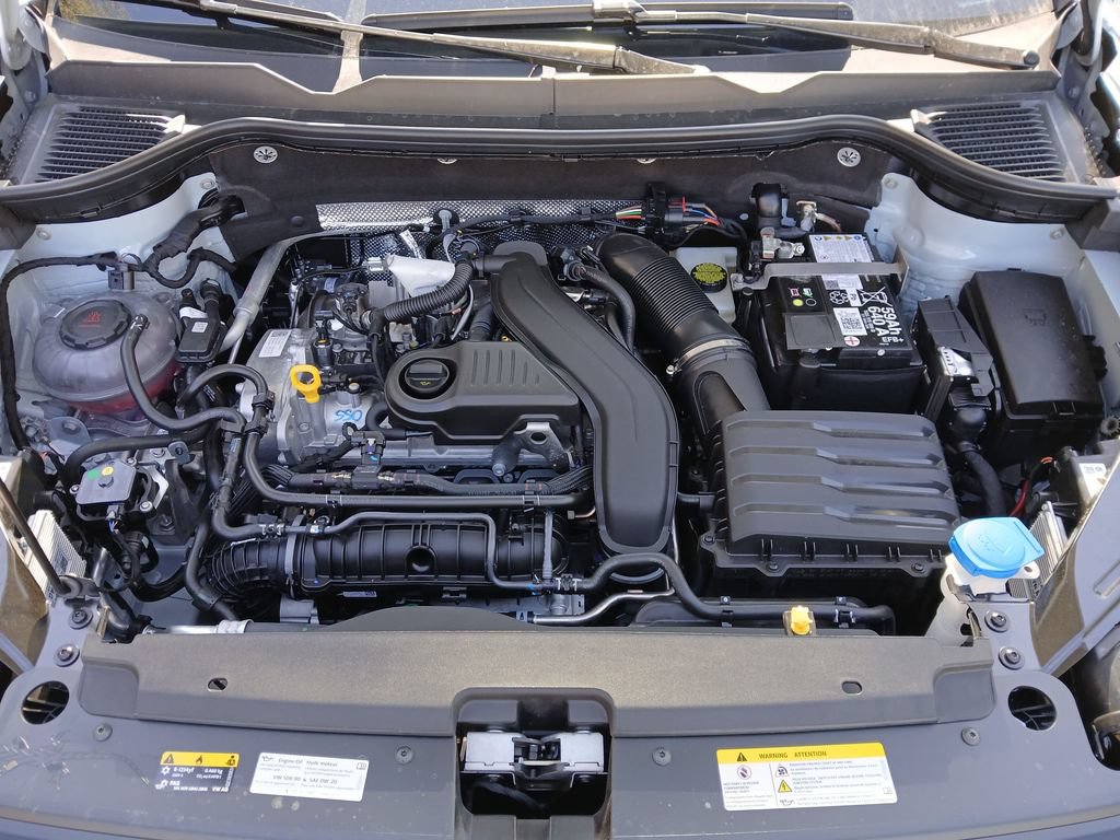 New 2026 Volkswagen Taos SE FWD image 21