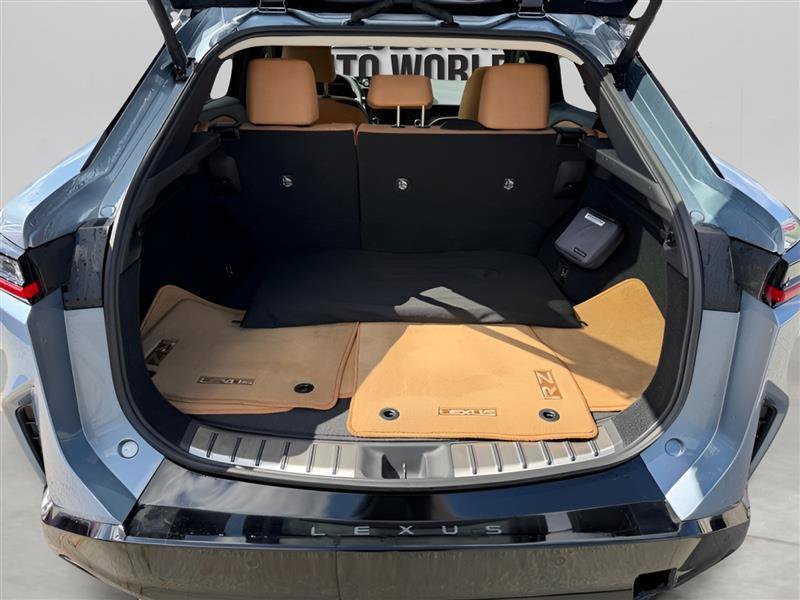 Used 2025 Lexus RZ 300e w/ Accessory Package (Z1) image 26
