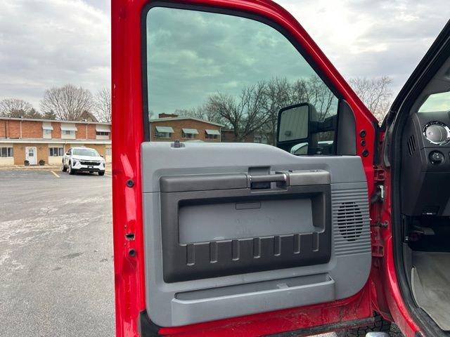Used 2012 Ford F250 XLT w/ Camper Pkg image 18