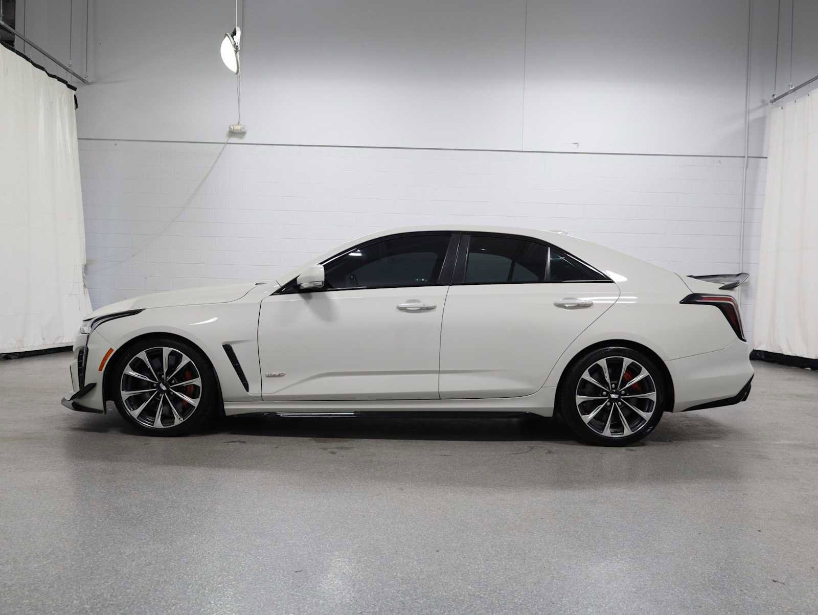 Used 2022 Cadillac CT4 V Blackwing w/ Carbon Fiber 1 Package RWD video 2