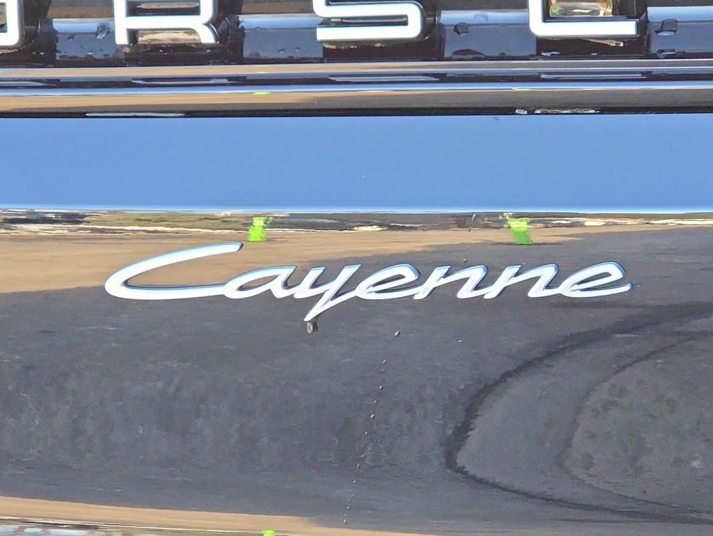 Certified 2025 Porsche Cayenne image 28