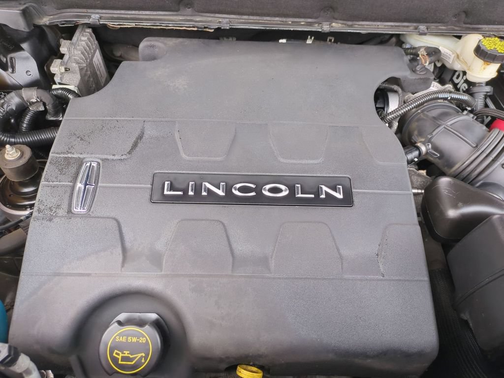 Used 2017 Lincoln MKX Select FWD image 31