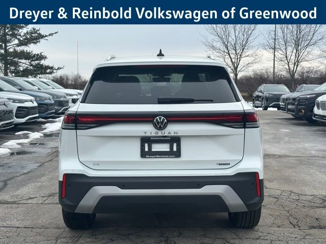 New 2026 Volkswagen Tiguan SE image 6