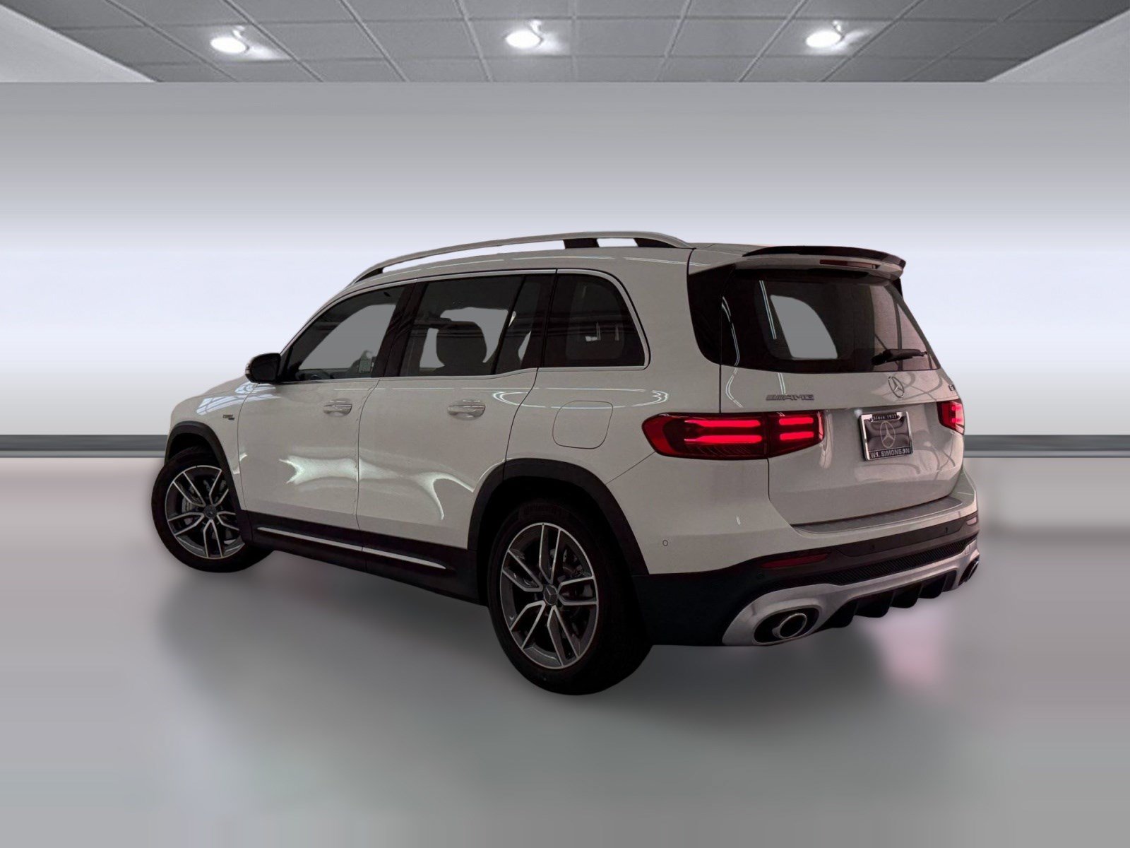 New 2026 Mercedes-Benz GLB 35 AMG 4MATIC image 3