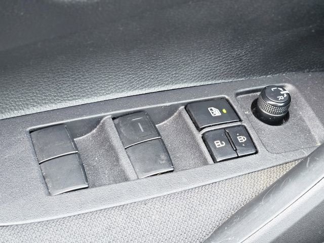 Used 2024 Toyota Corolla LE image 21