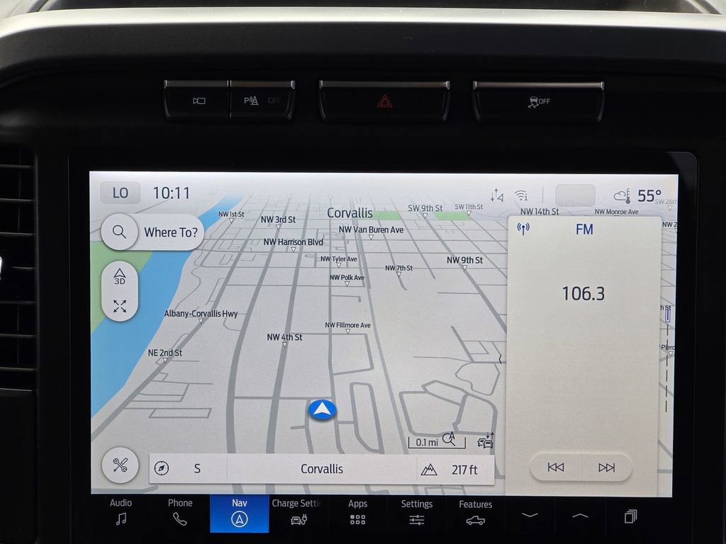 Used 2023 Ford F150 Lightning XLT image 12