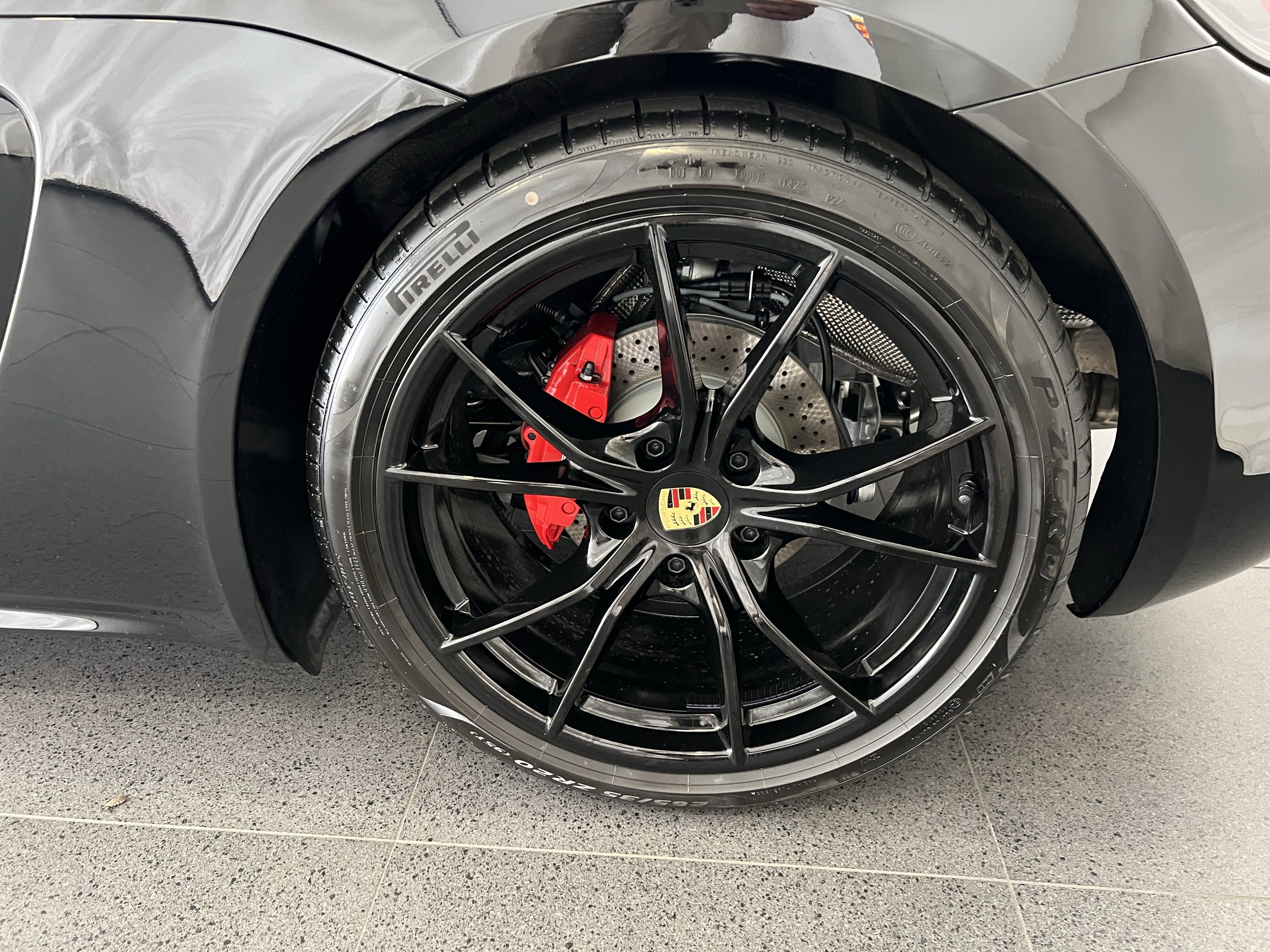 New 2025 Porsche 718 Boxster S image 11