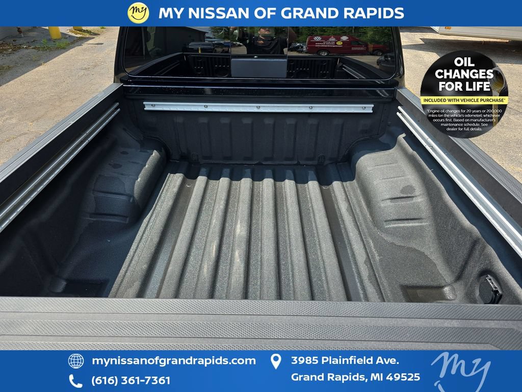 Used 2023 Nissan Frontier PRO-4X w/ Pro Convenience Package AWD/4WD image 26