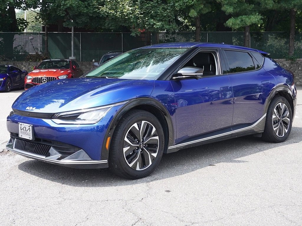 Used 2024 Kia EV6 Wind w/ Wind Technology Package AWD/4WD image 9