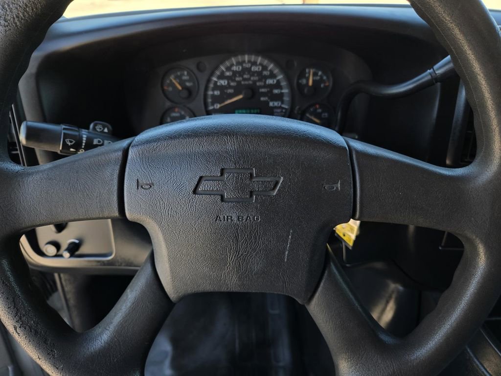 Used 2006 Chevrolet Express 3500 image 28