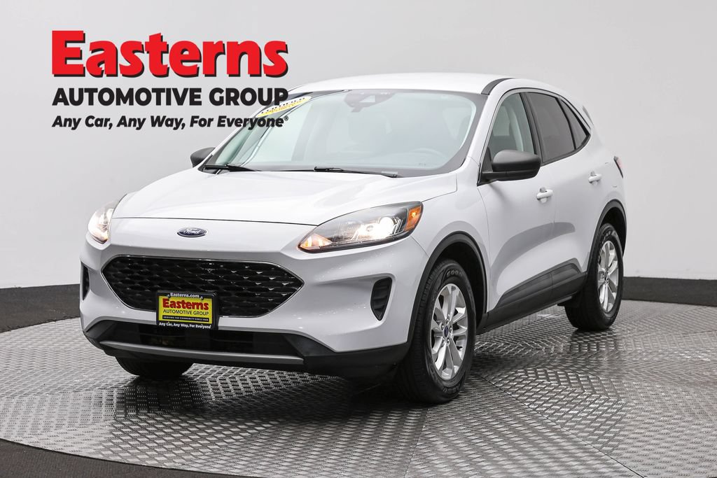 Used 2022 Ford Escape SE
