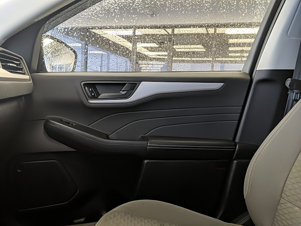 Certified 2022 Ford Escape SE w/ Convenience Package image 23