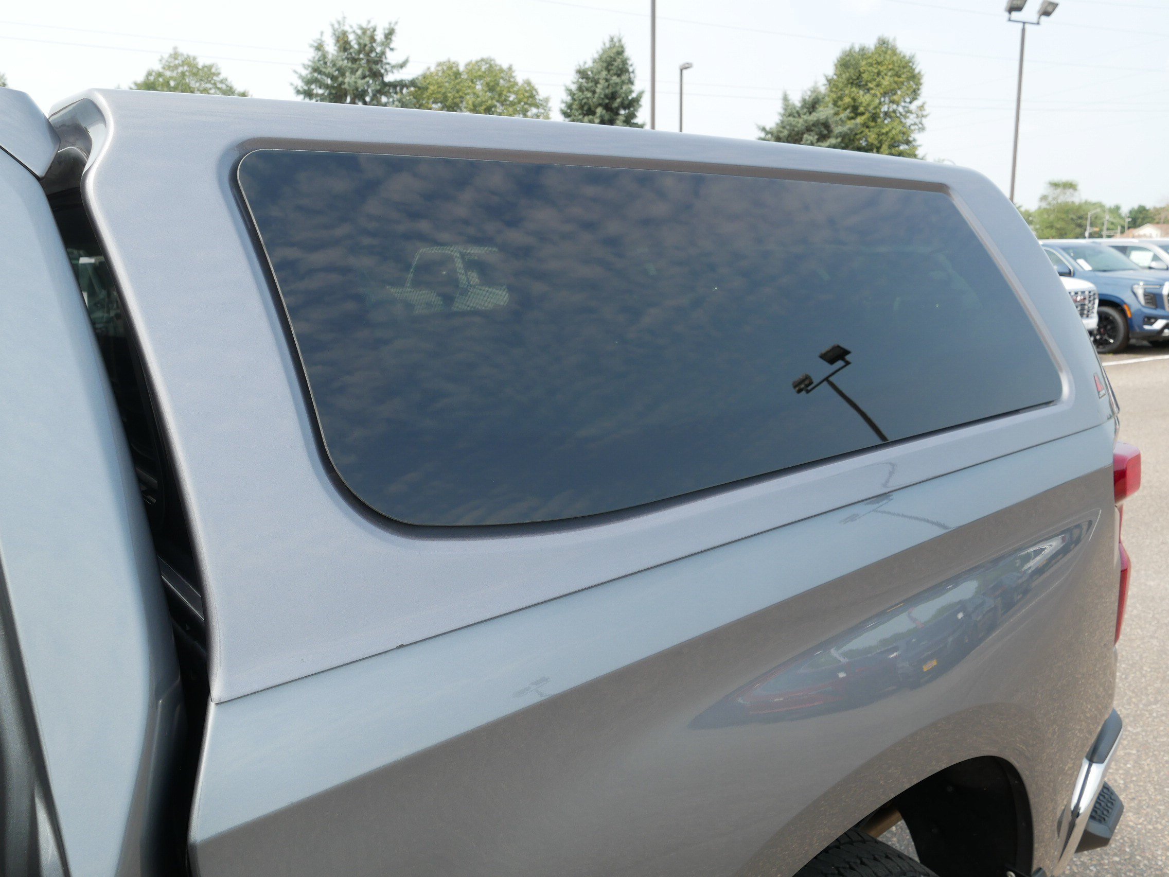 Used 2021 Chevrolet Silverado 1500 LTZ AWD/4WD image 38