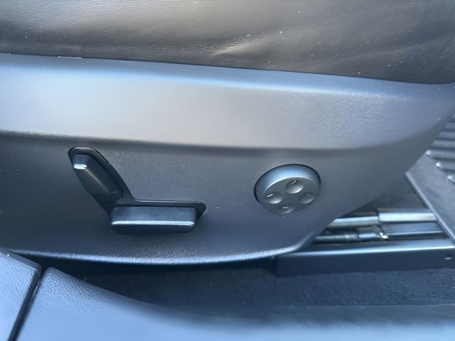 Used 2016 Tesla Model S 90D image 25