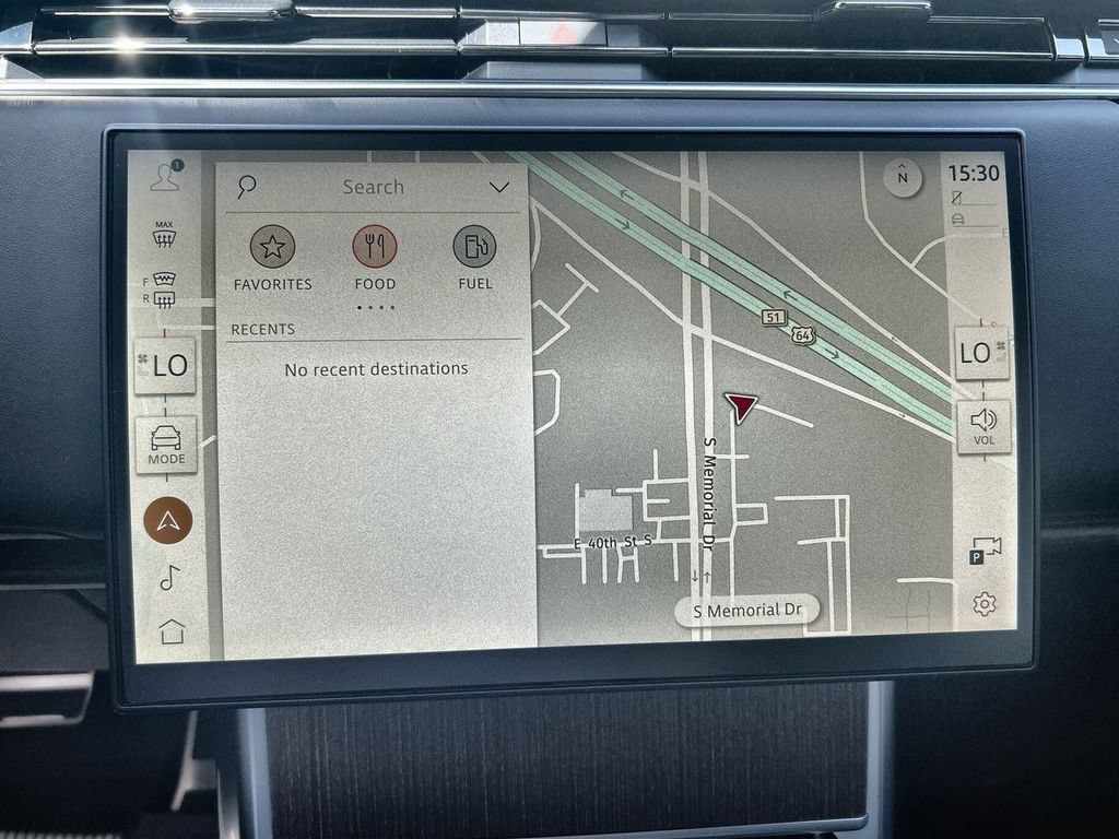 New 2026 Land Rover Range Rover Long Wheelbase SE AWD/4WD image 26
