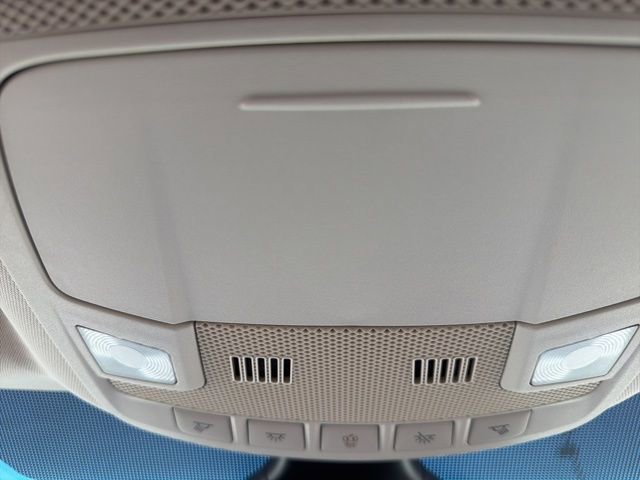 Used 2019 Ford Edge SEL w/ Equipment Group 201A FWD image 25