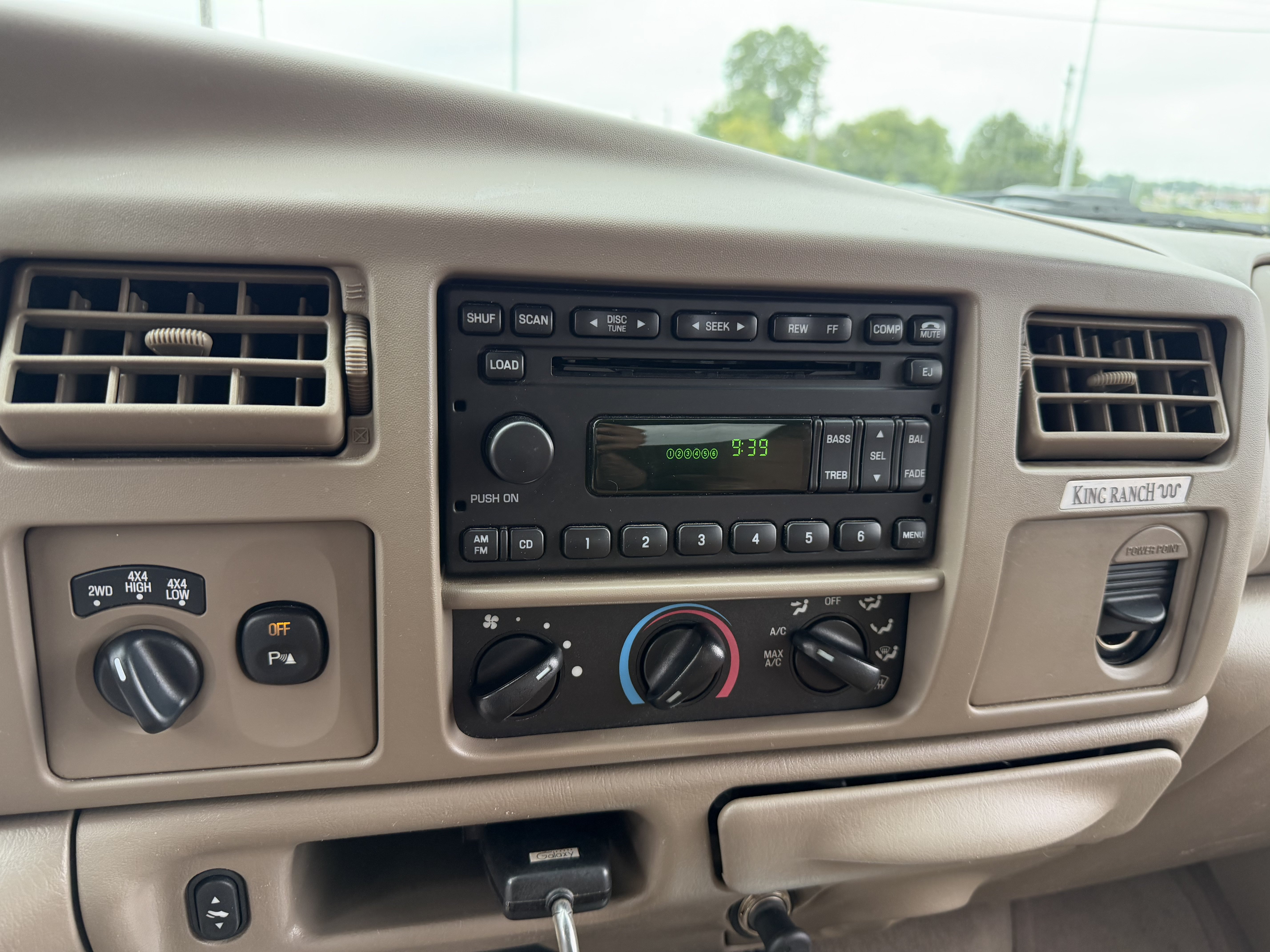 Used 2003 Ford F350 Lariat AWD/4WD image 19