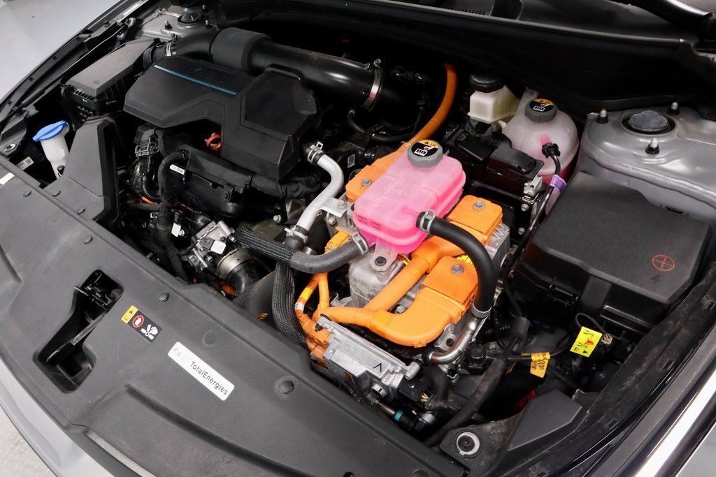 Used 2024 Kia Sportage LX image 18