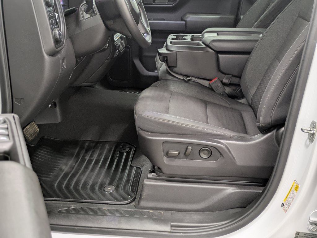 Used 2024 Chevrolet Silverado 1500 Custom Trail Boss AWD/4WD image 7