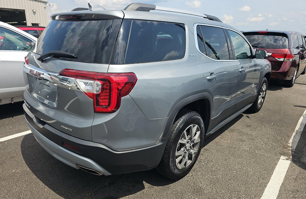 Used 2023 GMC Acadia SLE w/ Driver Convenience Package AWD/4WD image 4